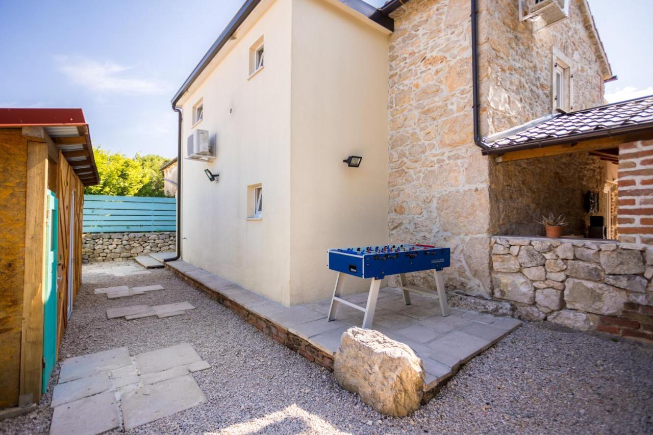 Villa Hrustika - Heated Pool, Jacuzzi & Sauna Gabonjin Exterior photo