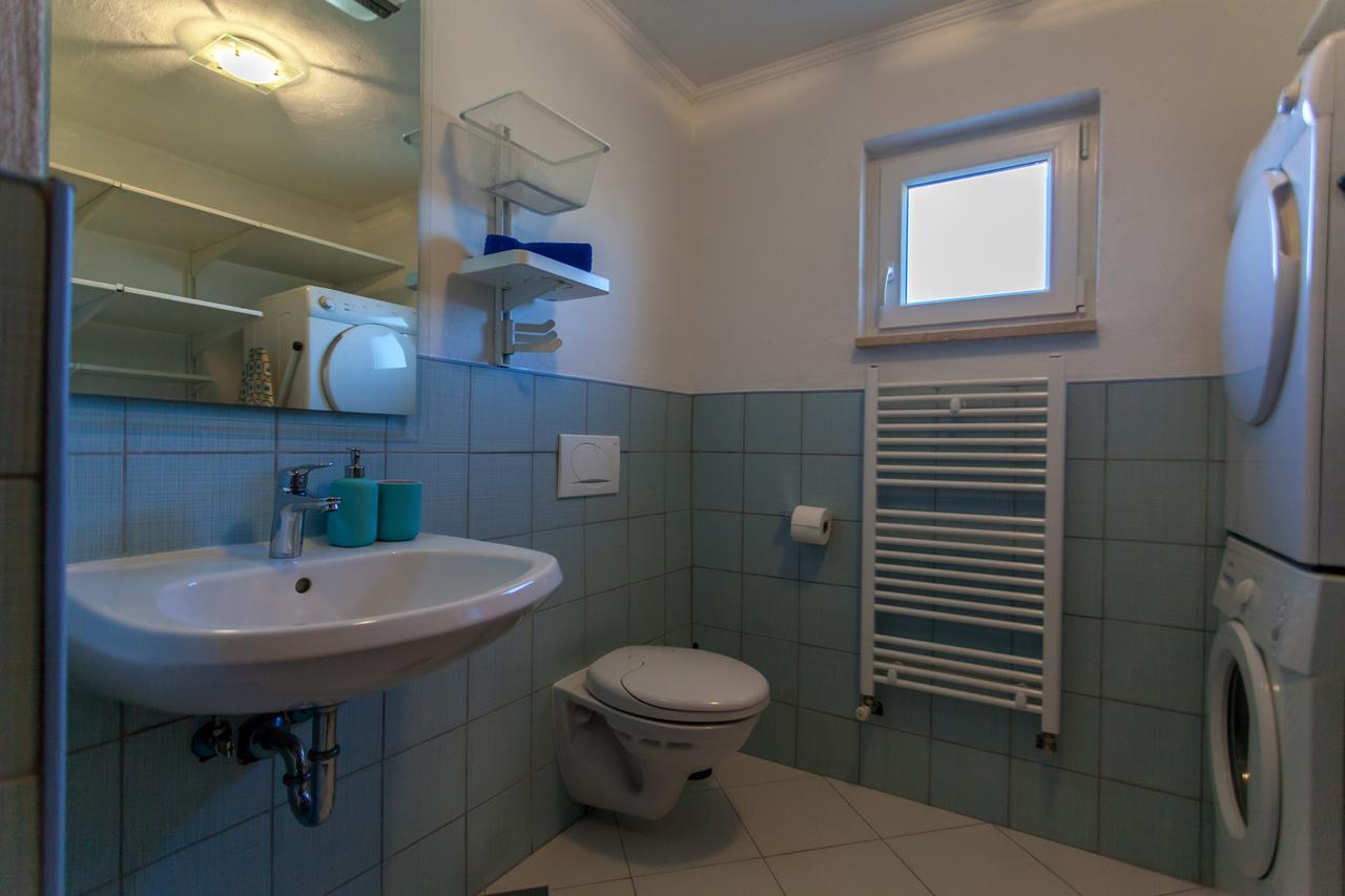 Villa Hrustika - Heated Pool, Jacuzzi & Sauna Gabonjin Exterior photo